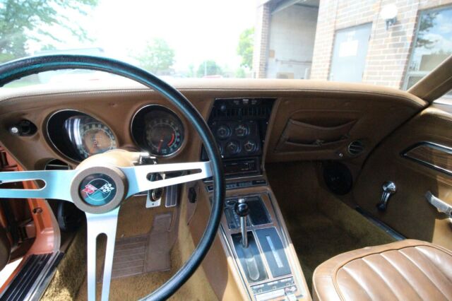Chevrolet Corvette 1971 image number 15