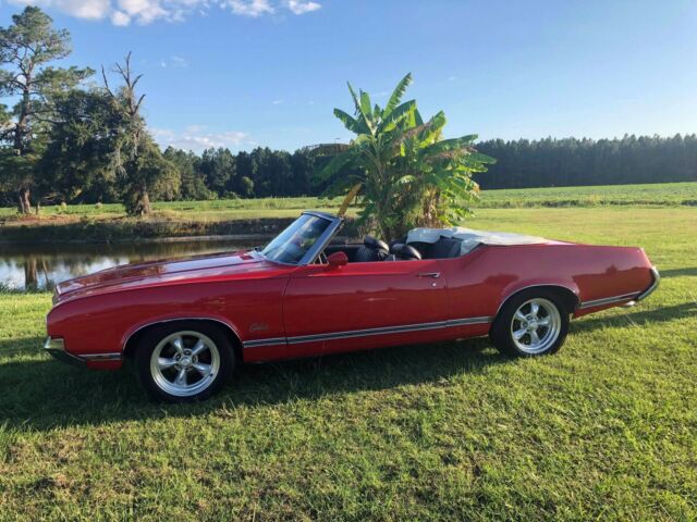Oldsmobile Cutlass 1970 image number 22
