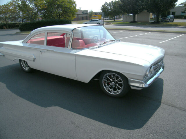 Chevrolet Bel Air/150/210 1960 image number 13