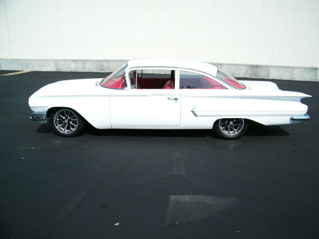 Chevrolet Bel Air/150/210 1960 image number 32