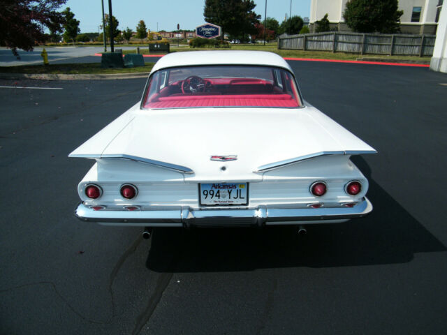 Chevrolet Bel Air/150/210 1960 image number 34