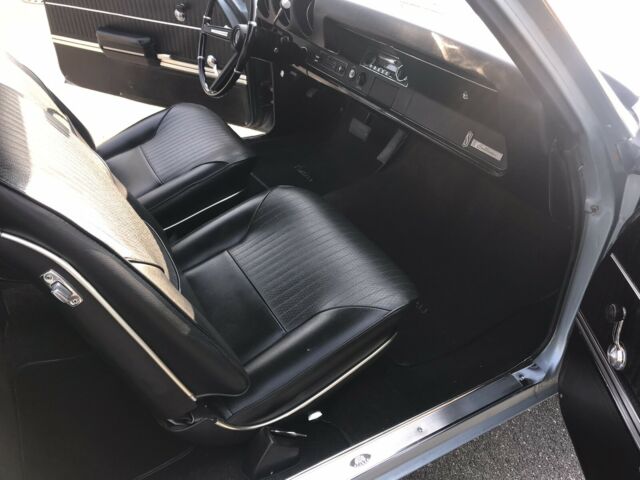 Oldsmobile Cutlass S 1968 image number 12