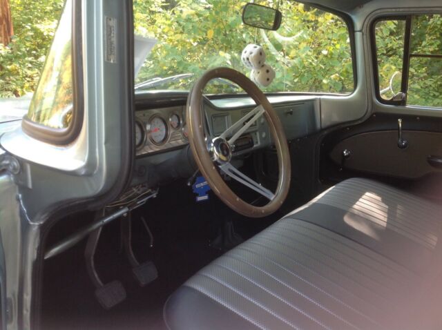 GMC 1000 1963 image number 10