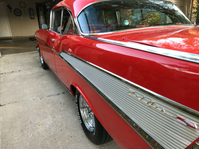 Chevrolet Bel Air/150/210 1957 image number 25