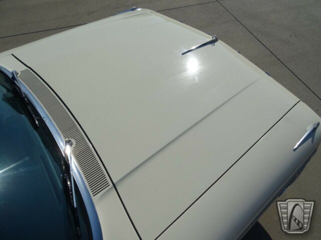 Ford Galaxie 1964 image number 7