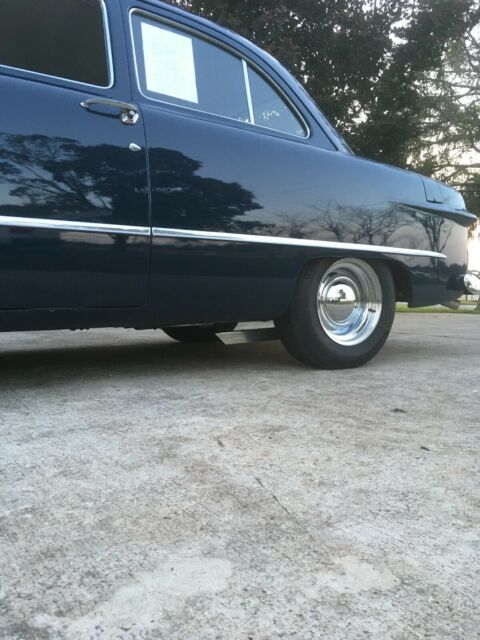 Ford Custom 1950 image number 21