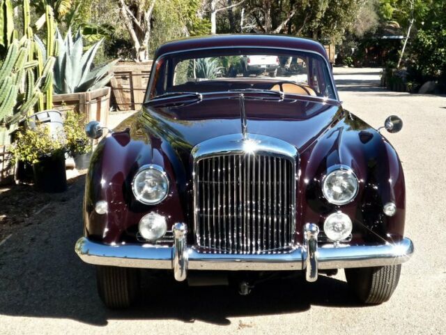 Bentley S2 Continental by James Young 1961 image number 11