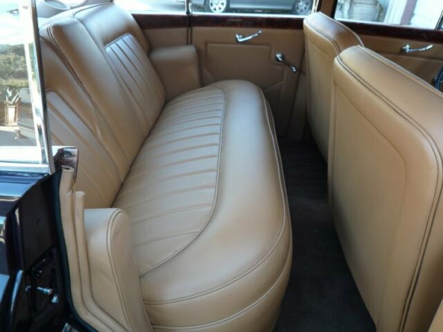 Bentley S2 Continental by James Young 1961 image number 45