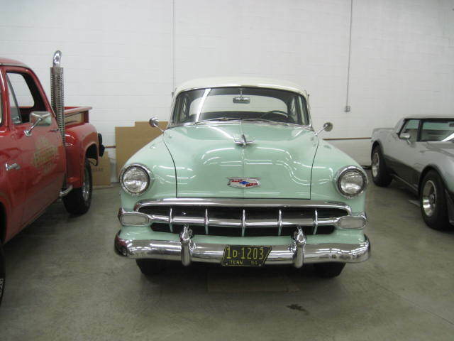 Chevrolet Bel Air/150/210 1954 image number 1