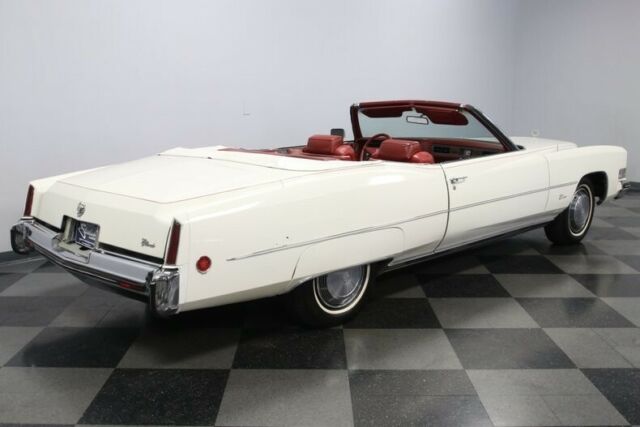 Cadillac Fleetwood 1973 image number 13