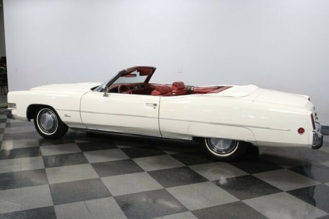 Cadillac Fleetwood 1973 image number 32