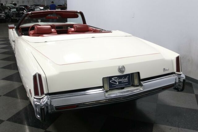 Cadillac Fleetwood 1973 image number 34