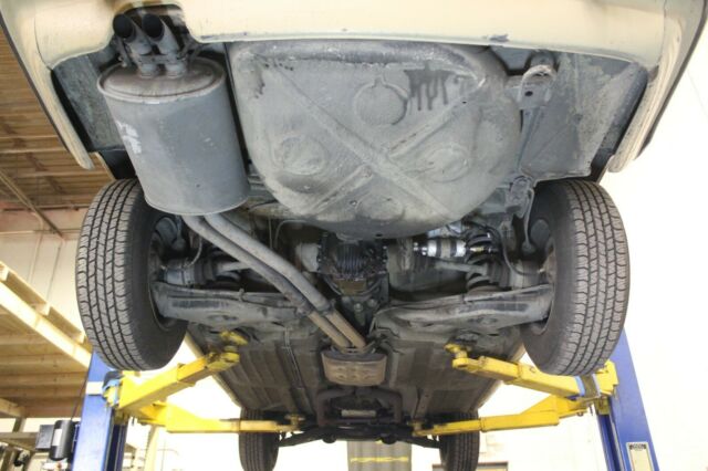 Mercedes-Benz SL-Class 1973 image number 43