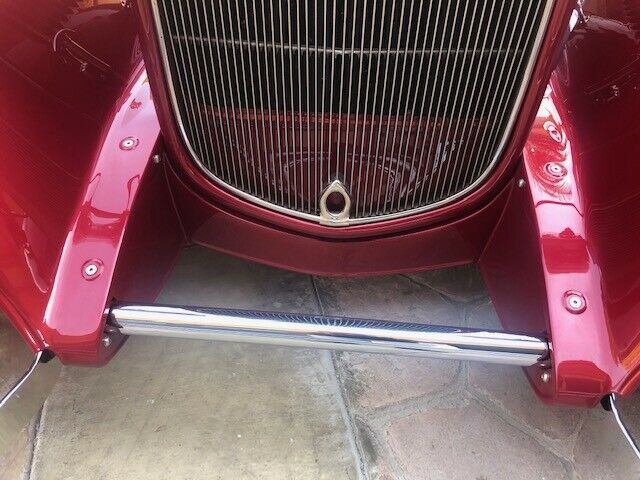 Ford Roadster 1932 image number 2