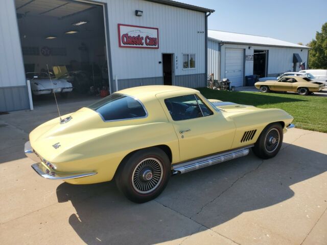 Chevrolet Corvette 1967 image number 6