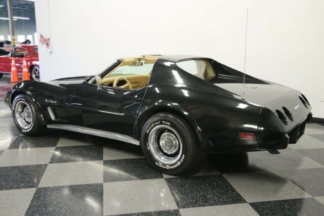 Chevrolet Corvette 1976 image number 8