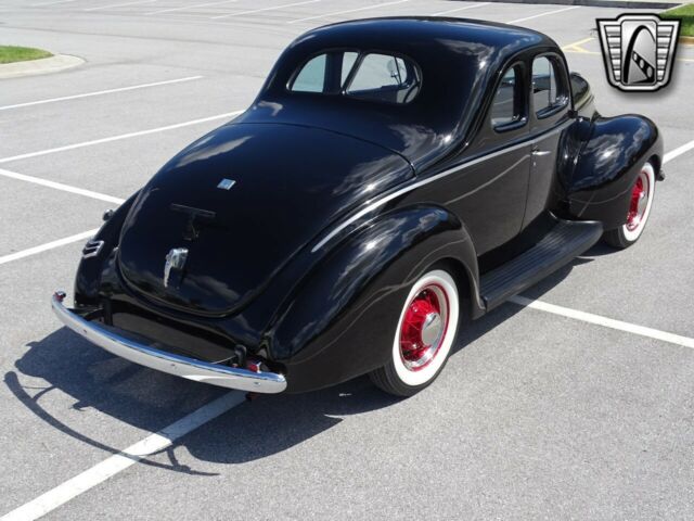 Ford Business Coupe 1940 image number 23