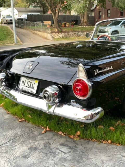 Ford Thunderbird 1955 image number 28