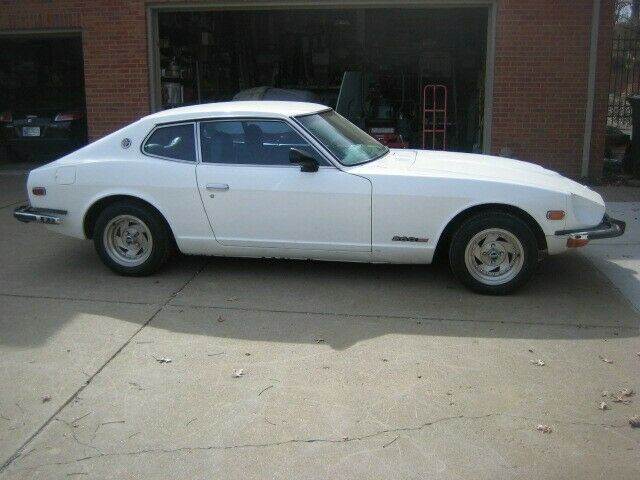 Datsun Z-Series 1974 image number 1