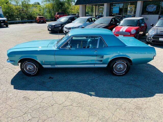 Ford Mustang 1967 image number 18