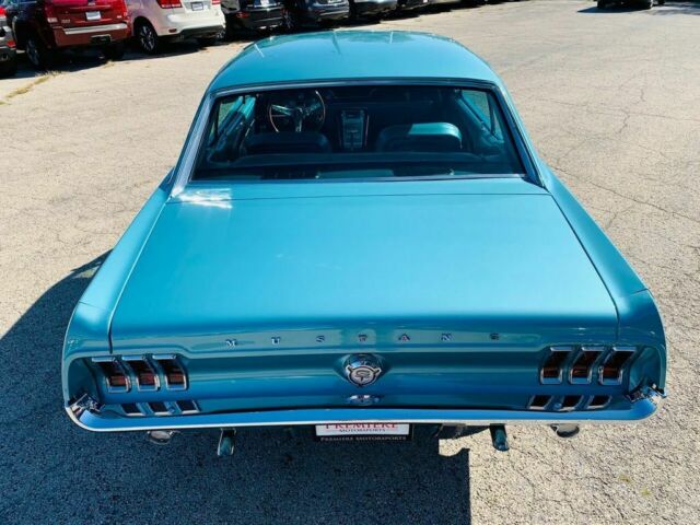 Ford Mustang 1967 image number 22
