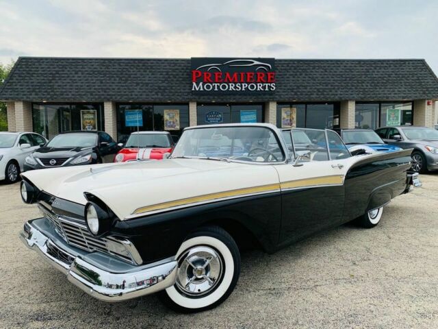 Ford Fairlane 1957 image number 12