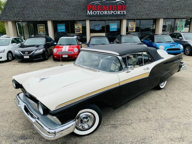 Ford Fairlane 1957 image number 14