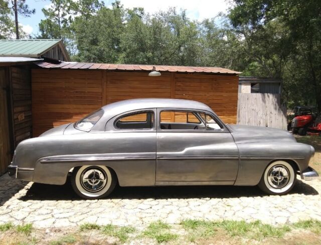 Mercury Custom 1951 image number 2