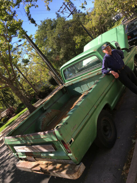 Ford F-250 1972 image number 2