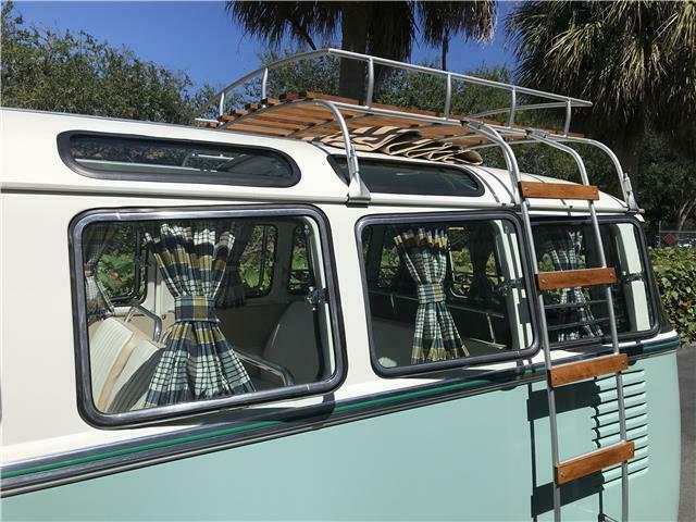 Volkswagen Bus/Vanagon 1974 image number 4