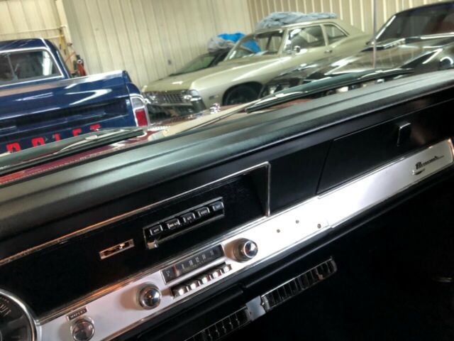 Plymouth Barracuda 1967 image number 11