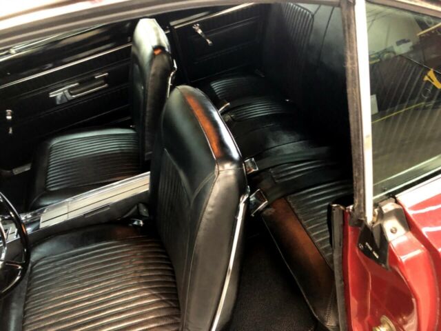 Plymouth Barracuda 1967 image number 30
