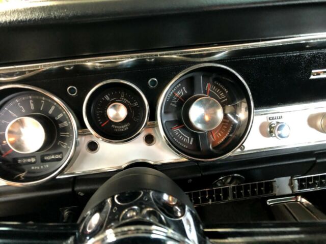 Plymouth Barracuda 1967 image number 9