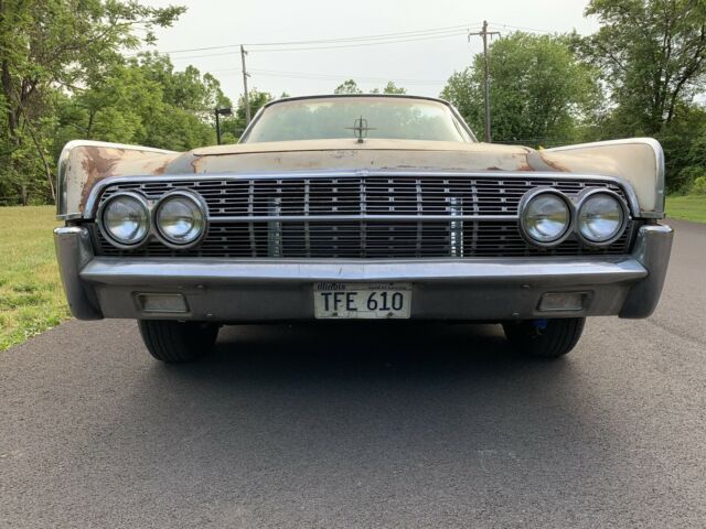 Lincoln Continental 1962 image number 10