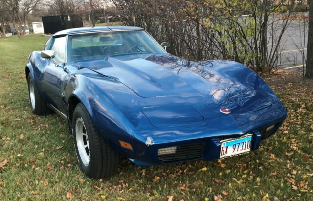 Chevrolet Corvette 1975 image number 25