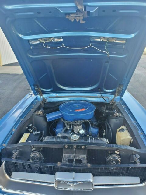 Ford Mustang 1967 image number 18