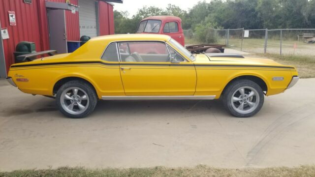 Mercury Cougar 1968 image number 2