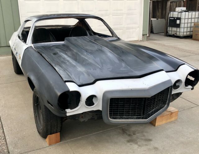 Chevrolet Camaro Coupe 1972 image number 0