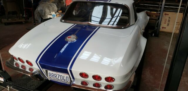 Chevrolet Corvette 1963 image number 3