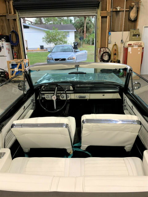 Oldsmobile Cutlass 1963 image number 36