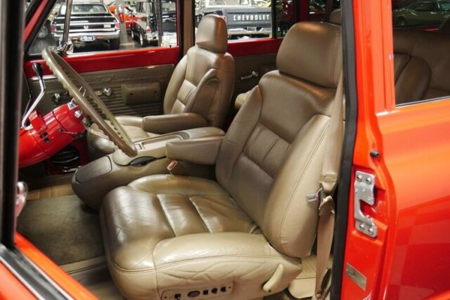 Chevrolet Suburban 1967 image number 4
