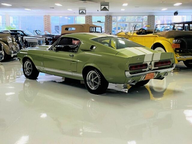 Ford Mustang 1967 image number 12