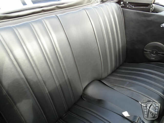 Ford Mustang 1967 image number 16