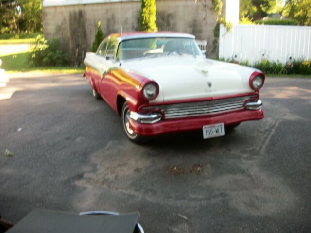 Ford Fairlane 1956 image number 8