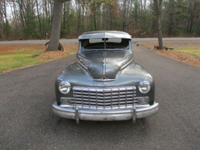 Dodge Business Coupe 1947 image number 2