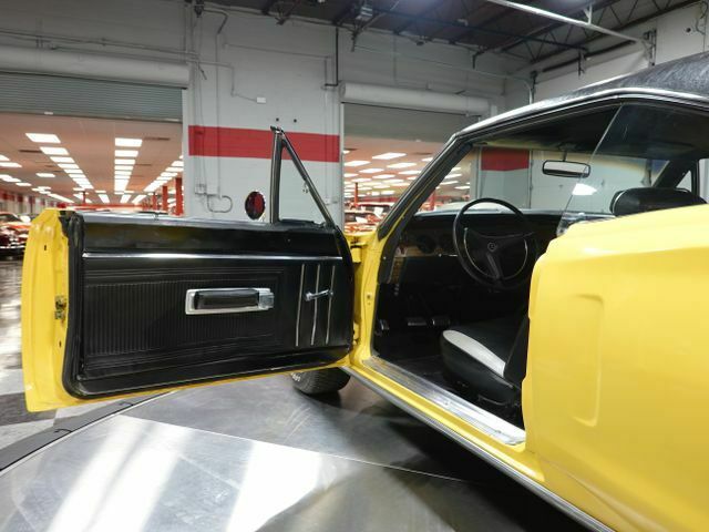 Dodge Coronet 1970 image number 10