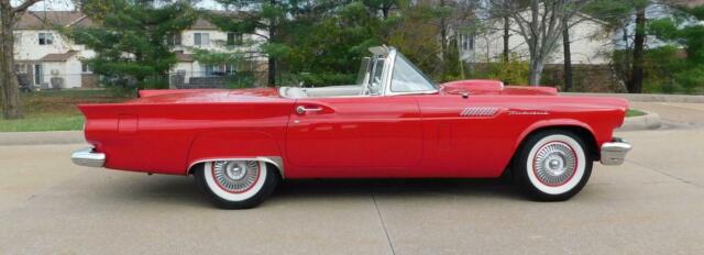 Ford Thunderbird 1957 image number 16
