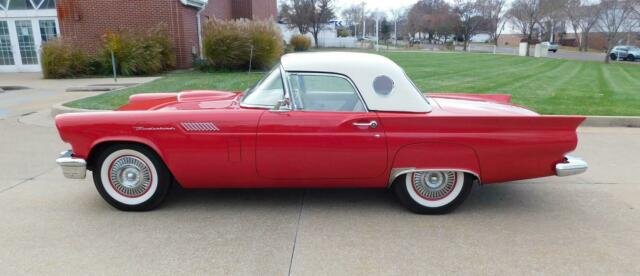 Ford Thunderbird 1957 image number 19