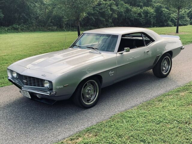 Chevrolet Camaro 1969 image number 2