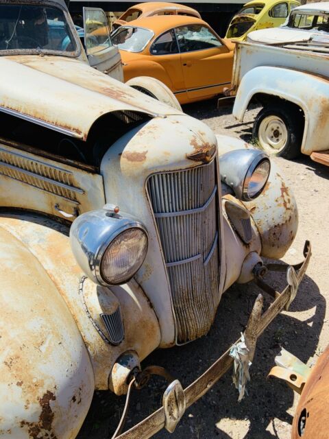 Dodge Du6 1935 image number 2